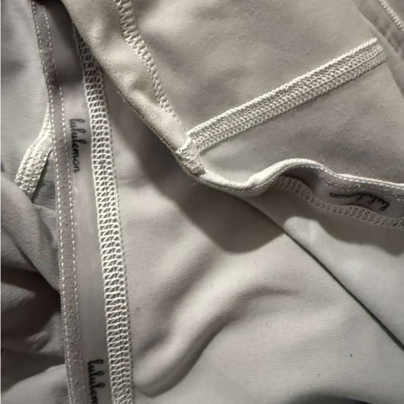 Lululemon Athletica White Textured Fabric - Picture 5 of 6